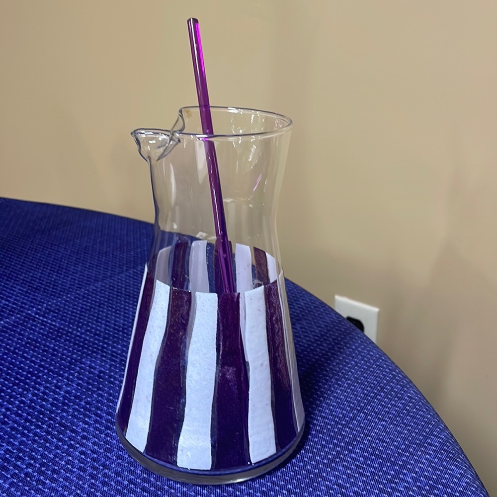 Libbey Awning Striped Pitcher Purple & White Cocktail with stirrer and 3 straws
